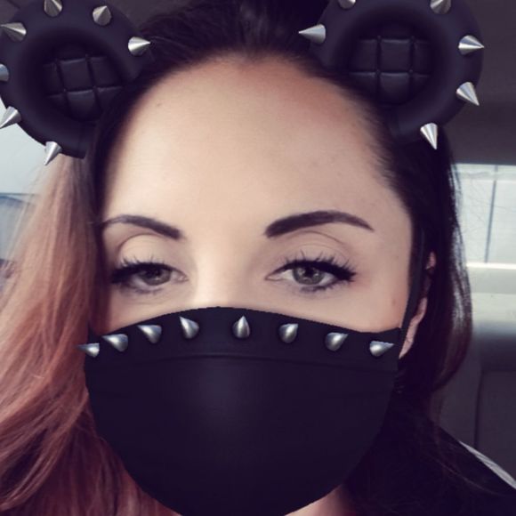 Meet your Posher, Inga - Picture 1 of 1